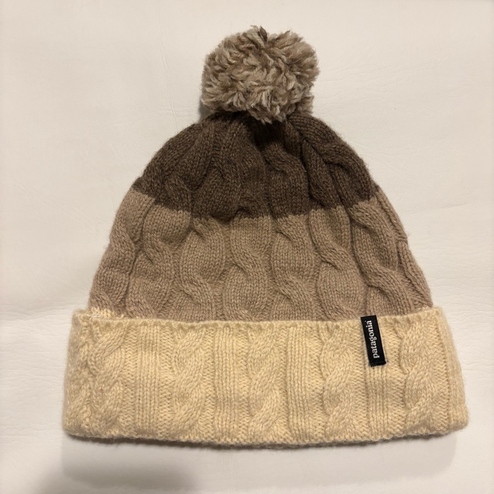 Patagonia Beanie Wool Knit Pom Womens   Brown one Size
